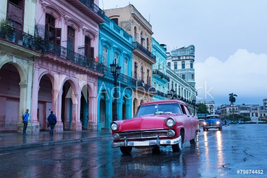 Bild på Classic old car on streets of Havana Cuba